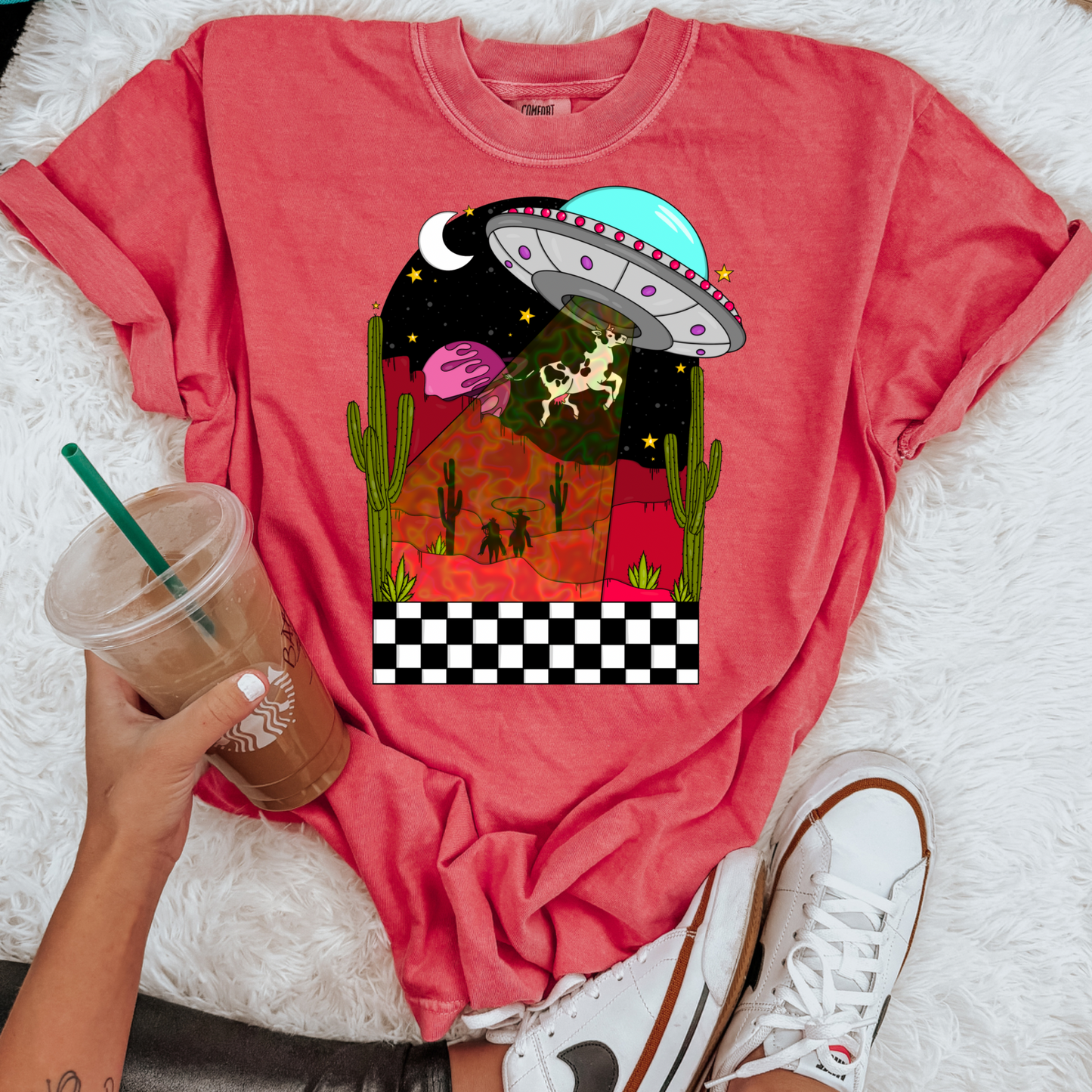 Desert Abduction tee