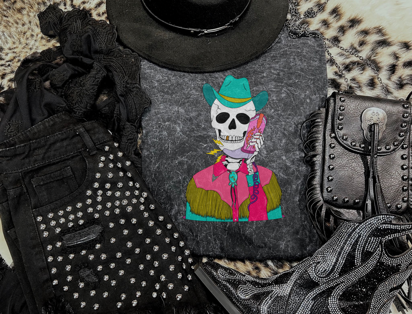 Boot Phone Cowboy tee